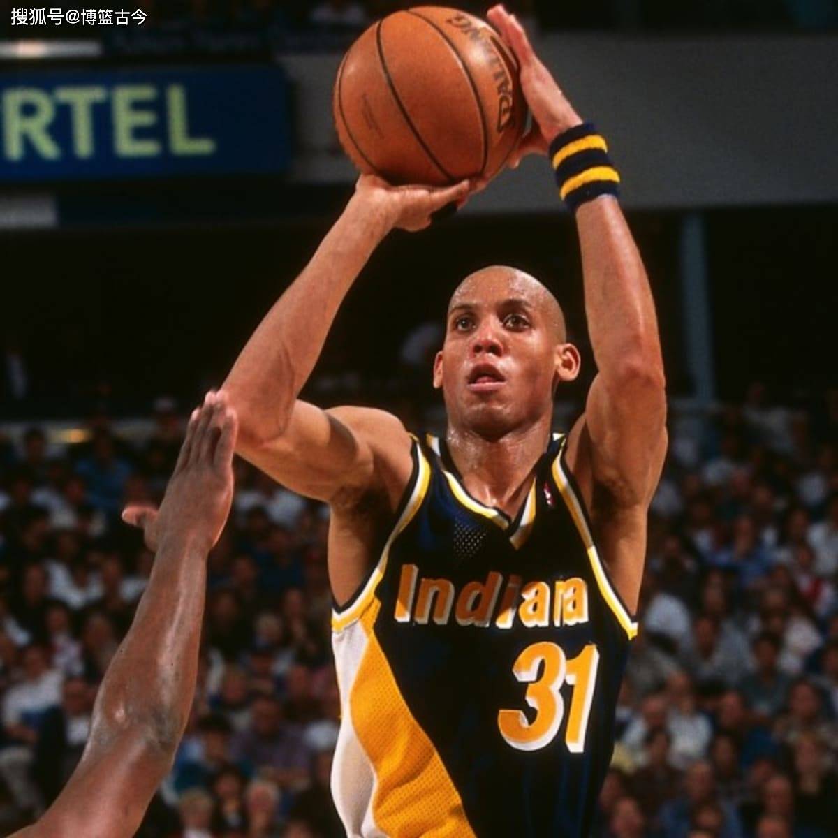 就以他鲜明 就以他鲜明